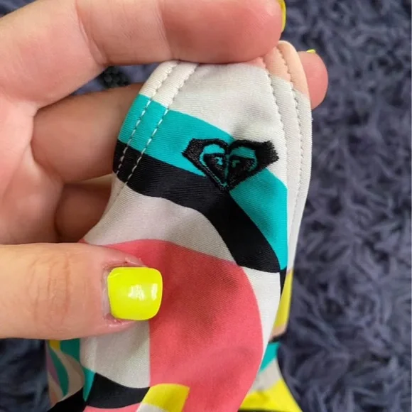 Colorful Roxy Geometric Bikini Set - Picture 4 of 4
